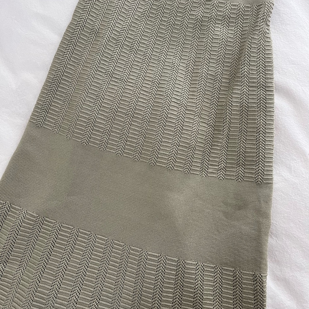 Significant other maxi sage skirt size 6 - Picture 5 of 5